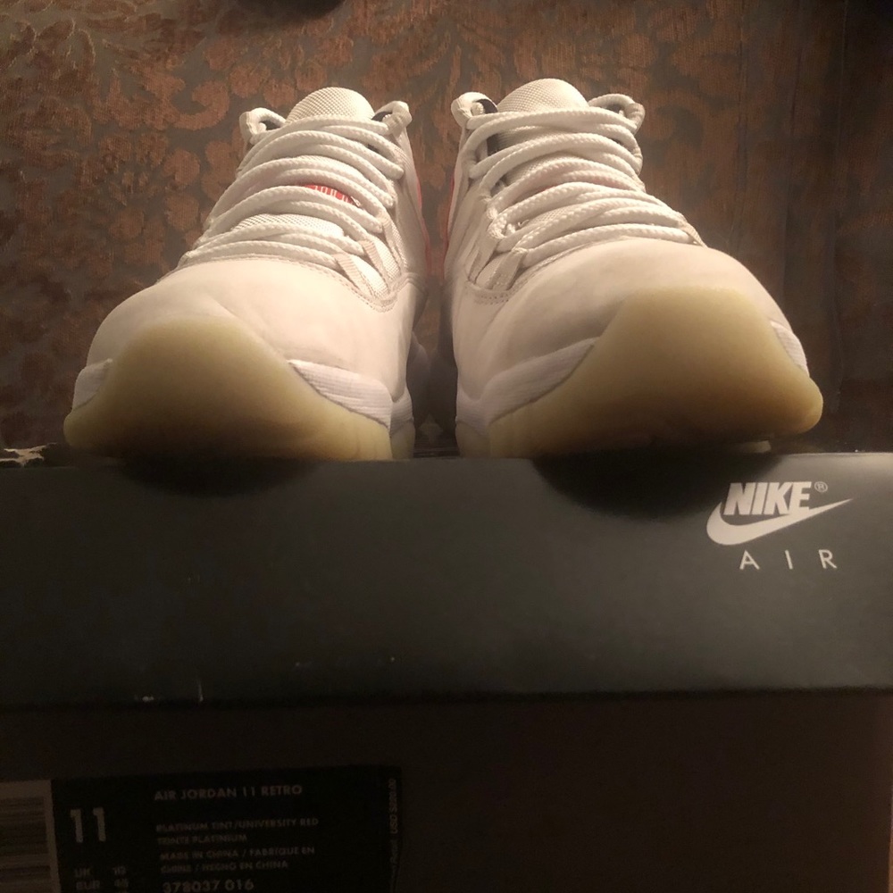 Jordan 11’s platinum tints